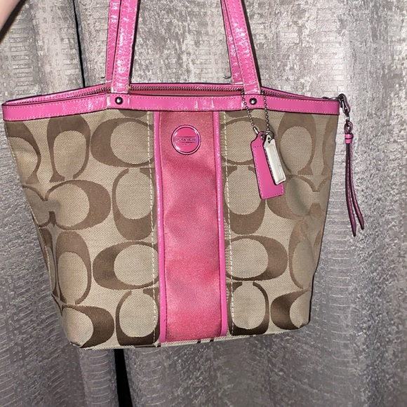 Coach Handbags - Beige Coach logo bag with pink stripes and handles
